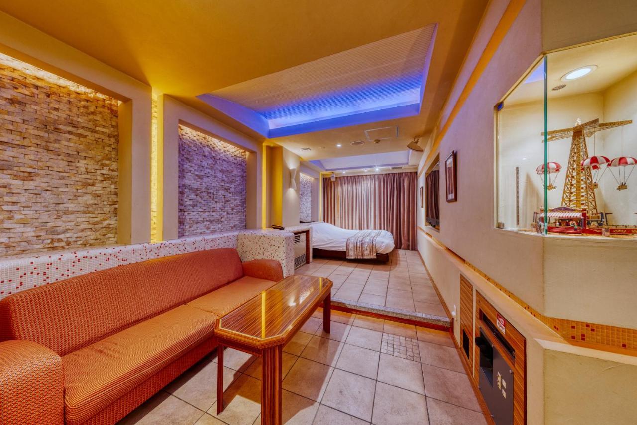 Hotel Lotus Chiba -Adult Only Yachiyo Kültér fotó