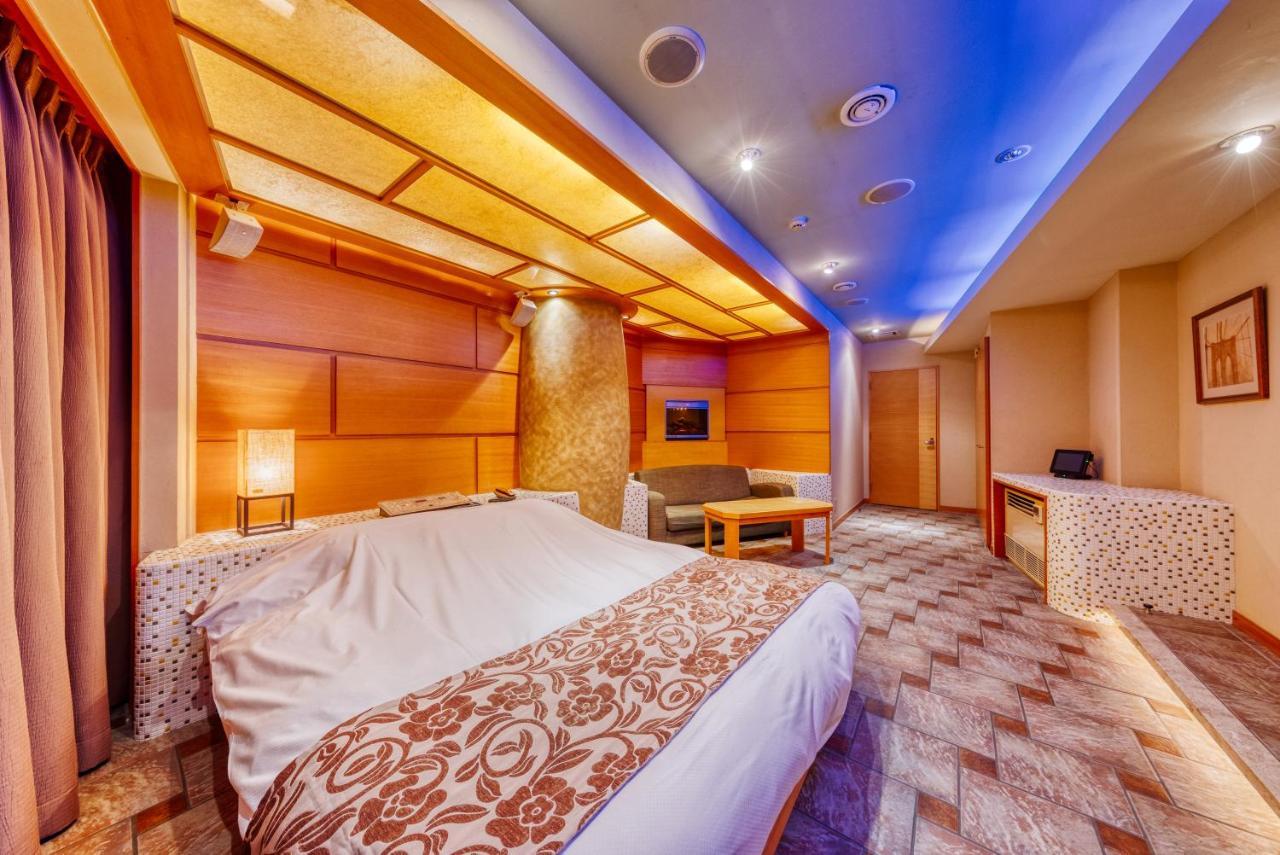 Hotel Lotus Chiba -Adult Only Yachiyo Kültér fotó